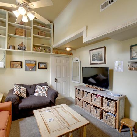 Walk To Water St And River Quaint Saugatuck Apt Εξωτερικό φωτογραφία